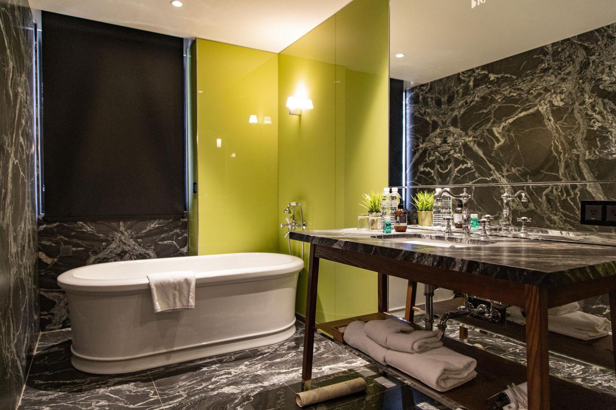 Inhouse Hotel Grand Taichung Exterior photo