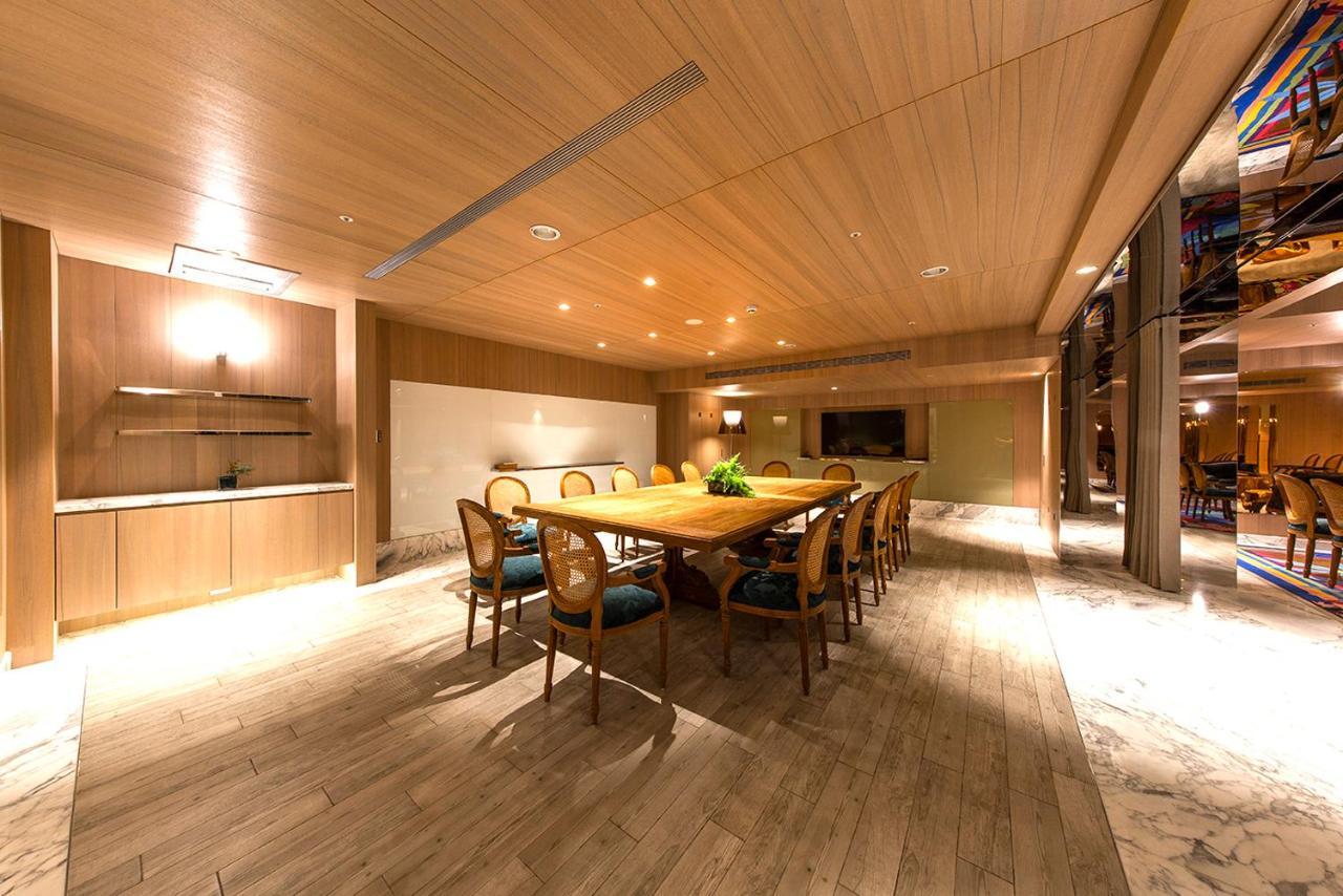 Inhouse Hotel Grand Taichung Exterior photo